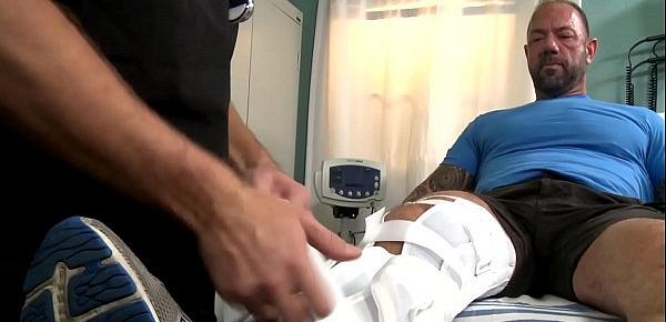  Injured Daddy assfucked his Doctor in the hospital